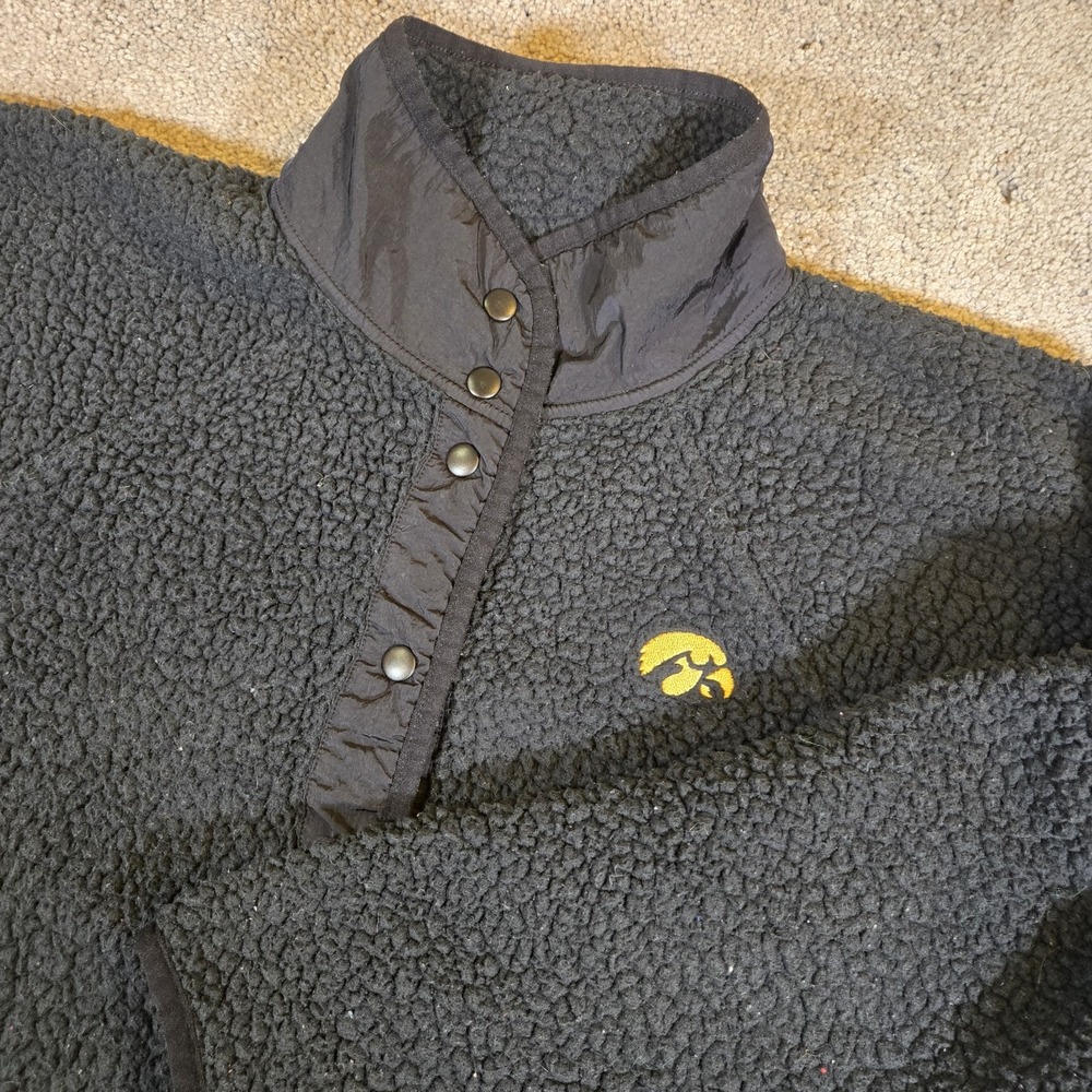 PINK Victorias Secret Jacket XS Adult Black Iowa‎ Hawkeyes Sherpa Snap Womens